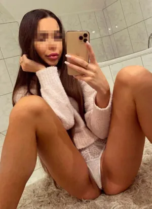 проститутка Каролина, 22, Москва